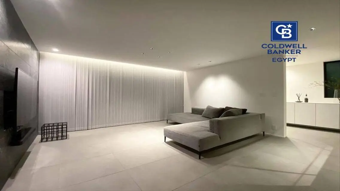 Luxury Villa for Sale - 4 Bedrooms with Private Garden and Pool