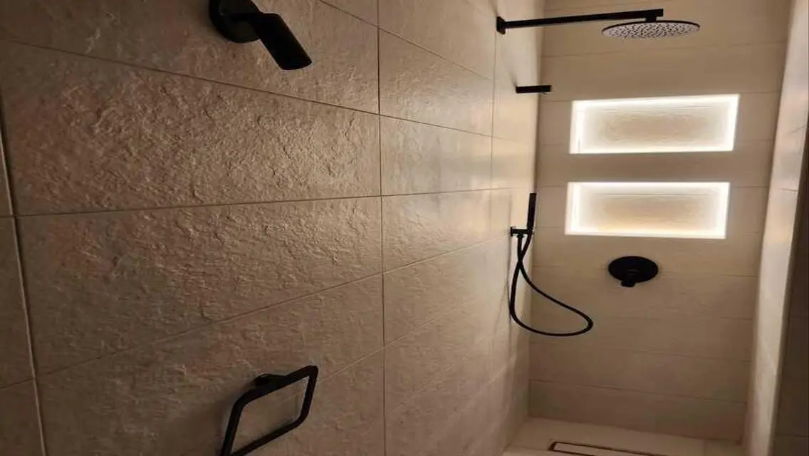 Luxury Apartment for Rent - 100 Square Meters