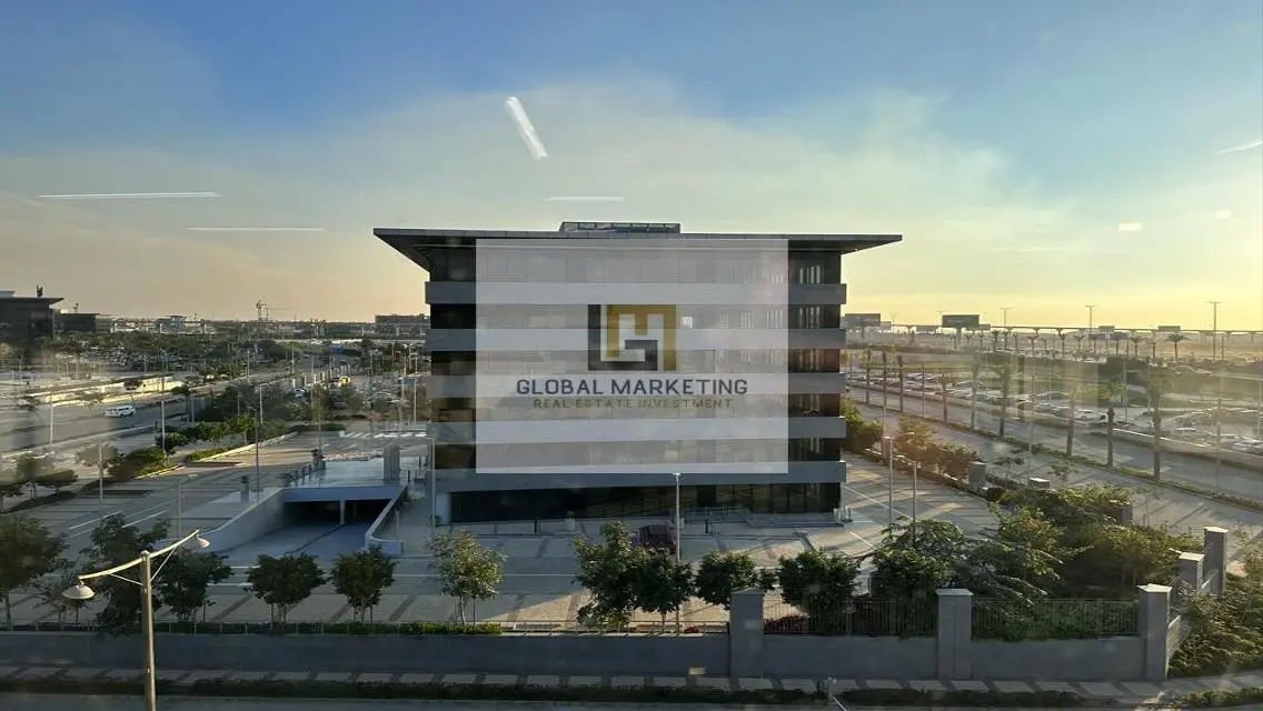 Great Investment Opportunity with 700 Square Meters