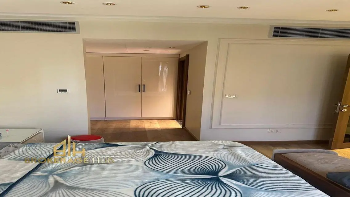 Luxury 3-Bedroom Apartment with Stunning Views