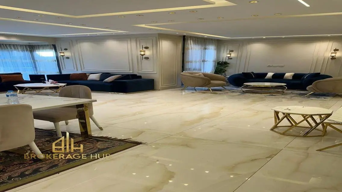 Luxury 3-Bedroom Apartment with Stunning Views