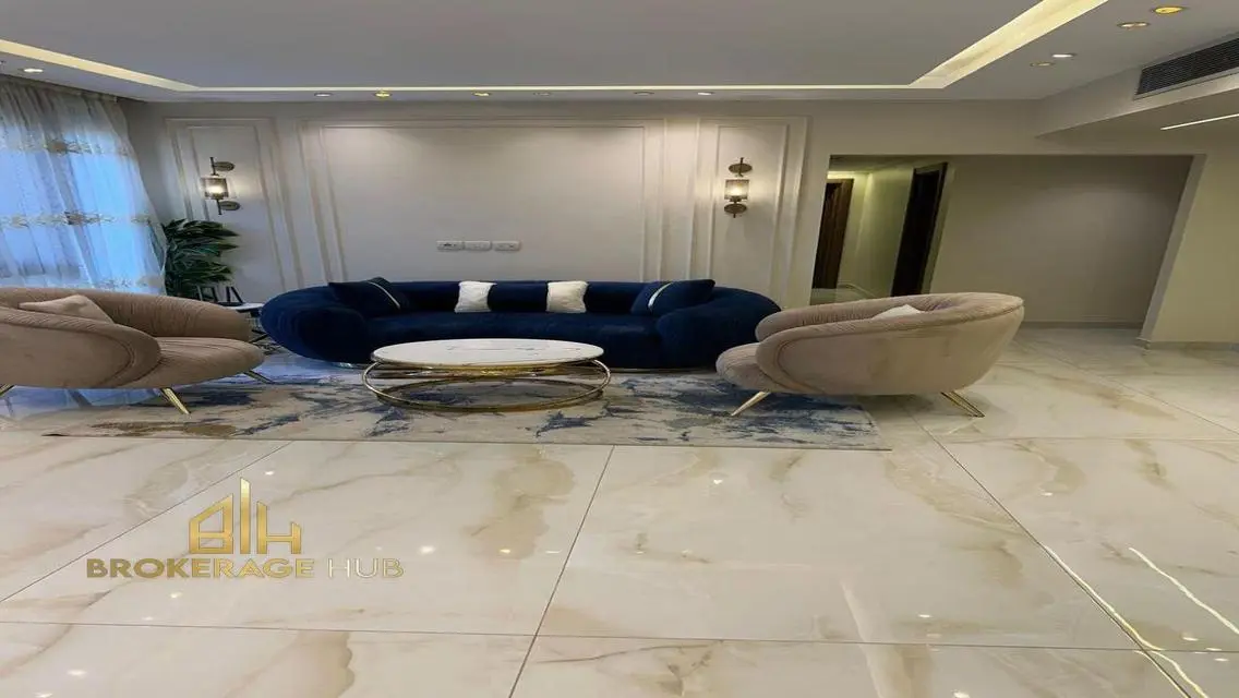 Luxury 3-Bedroom Apartment with Stunning Views