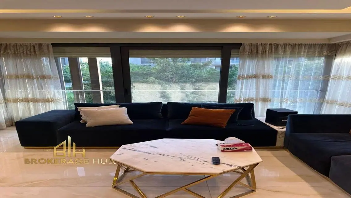 Luxury 3-Bedroom Apartment with Stunning Views