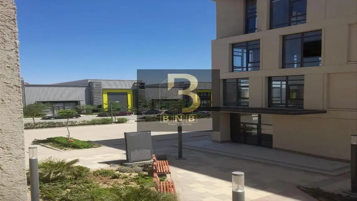 Luxurious 136 sqm Apartment in a Prime Location