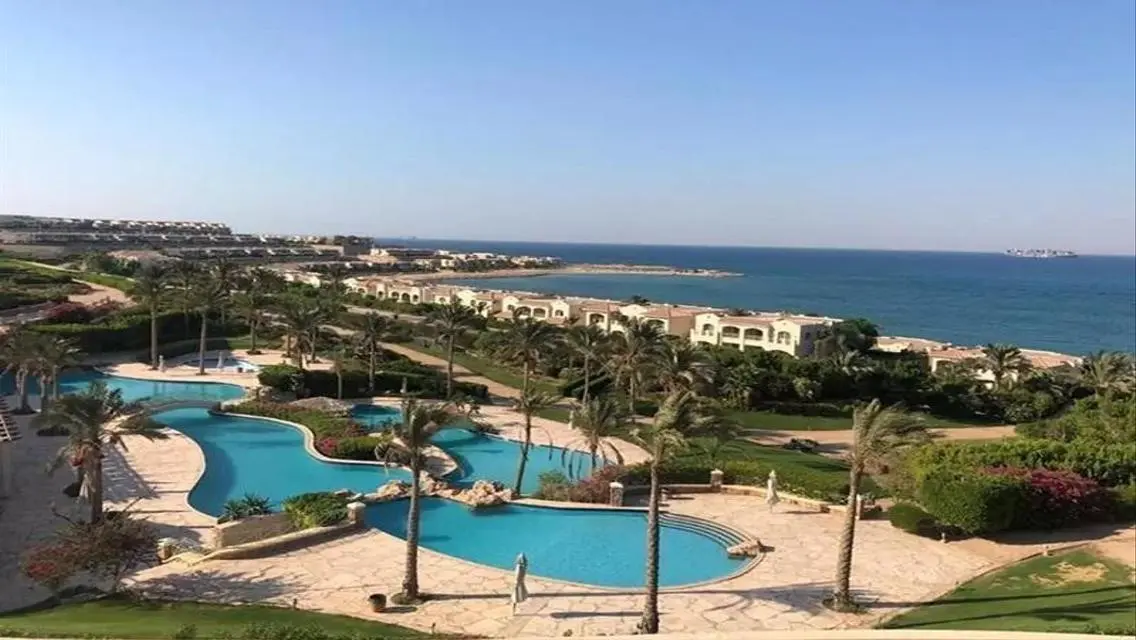 فيلا فاخرة للبيع في لا فيستا 7