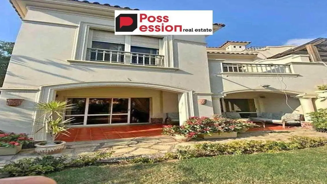 Luxury Villa for Sale with Garden and Pool in Prime Location