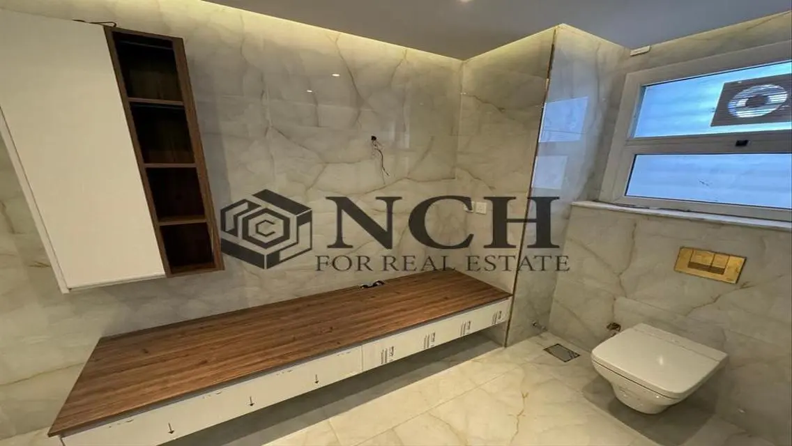 Stunning Apartment for Sale with Spacious Living and Luxurious Amenities in Shehab