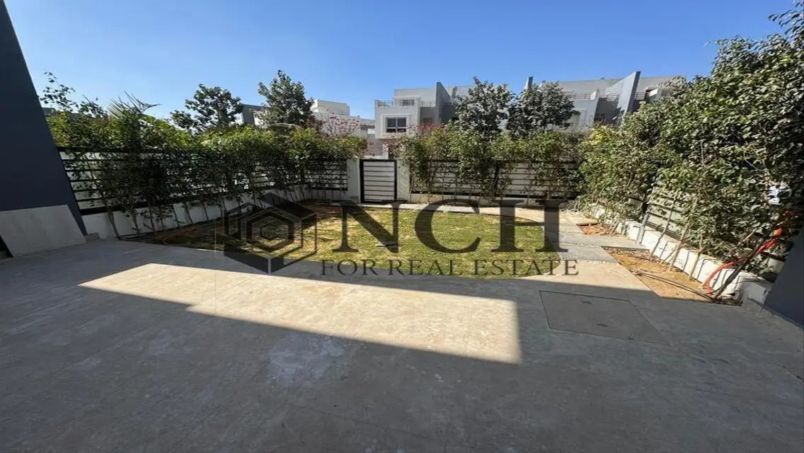 Stunning Apartment for Sale with Spacious Living and Luxurious Amenities in Shehab