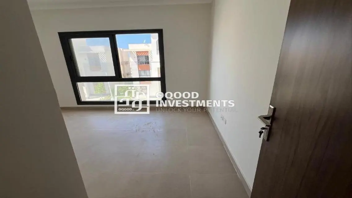 Luxury Apartment for Sale in GAIA with Stunning Lake View