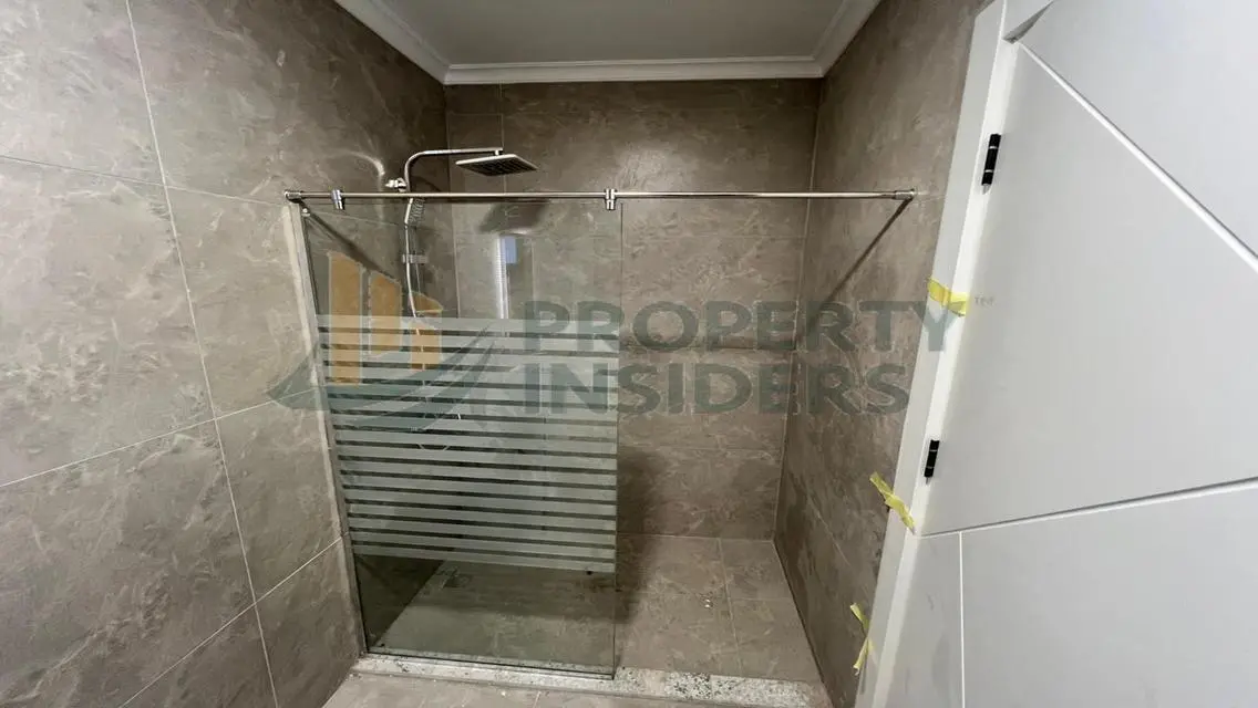 Luxury Apartment for Sale in 215, 3 Bedrooms