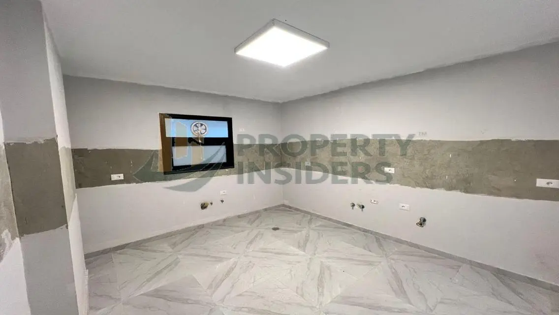 Luxury Apartment for Sale in 215, 3 Bedrooms