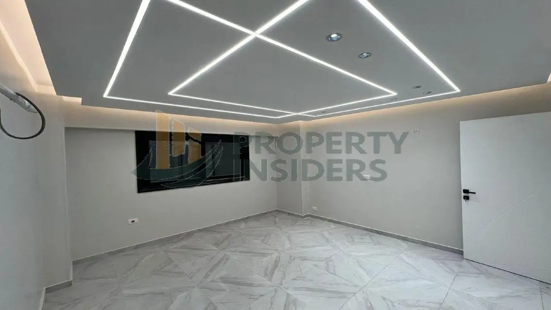 Luxury Apartment for Sale in 215, 3 Bedrooms