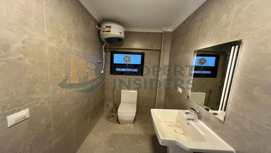 Luxury Apartment for Sale in 215, 3 Bedrooms