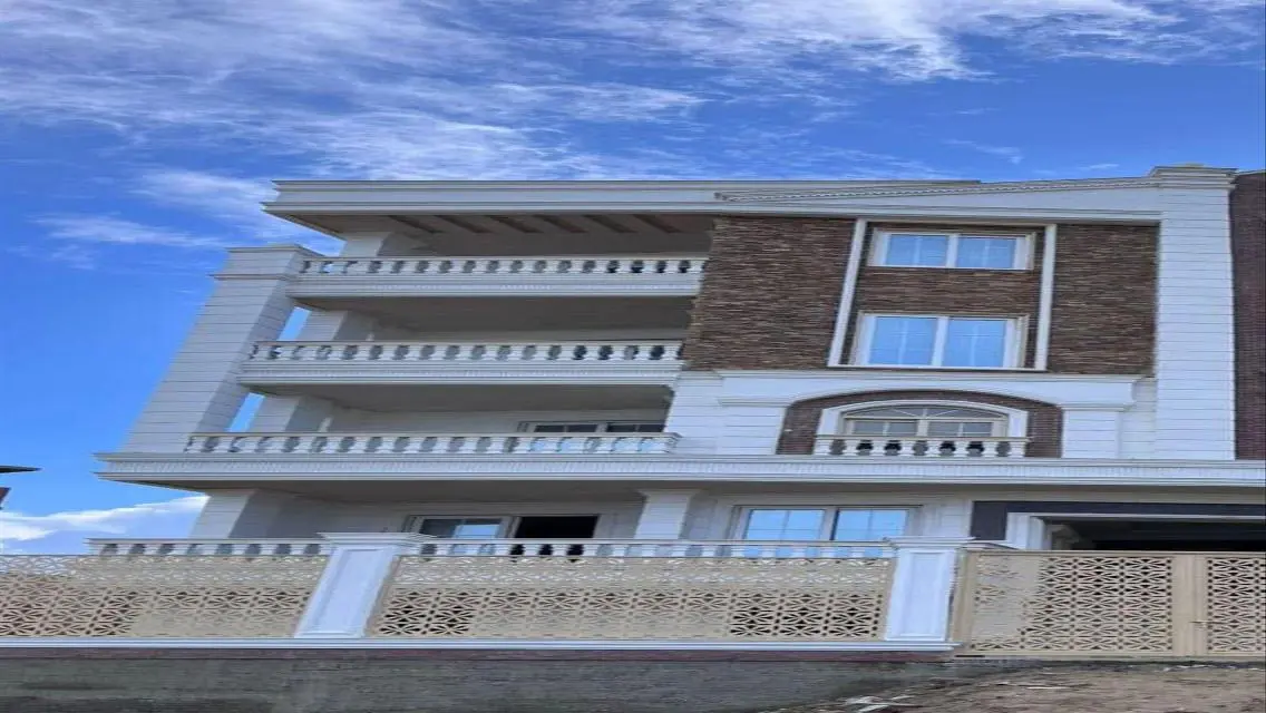 Luxurious Apartment with Spacious Living