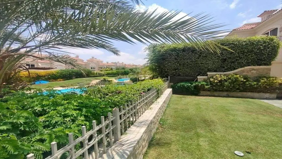 Luxury Apartment 248 Square Meters Overlooking Lakes