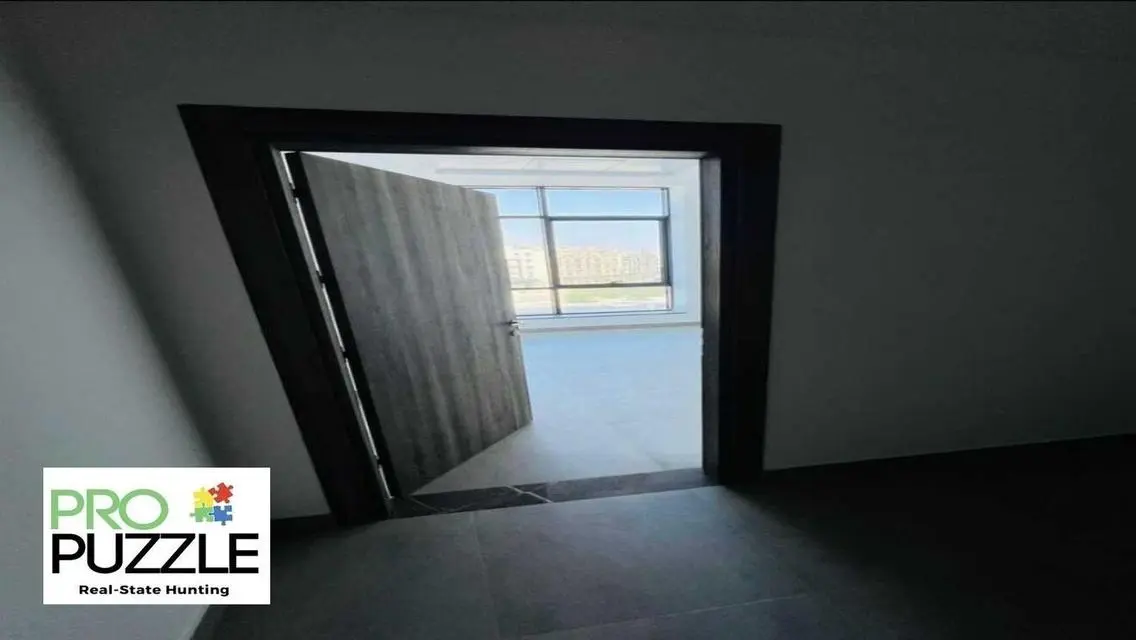 Clinic for Rent in Mivida