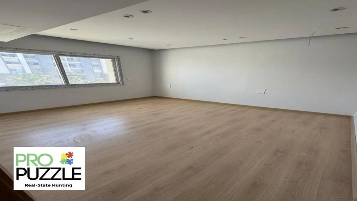 Clinic for Rent in Mivida