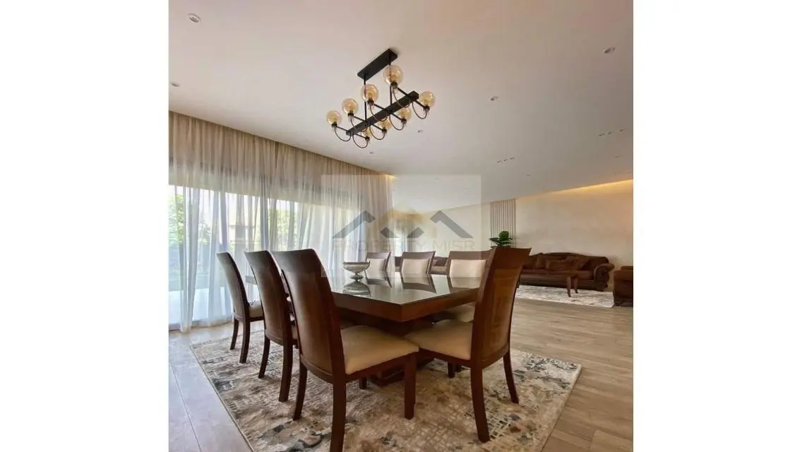 Luxury Apartment for Sale by the Lakes