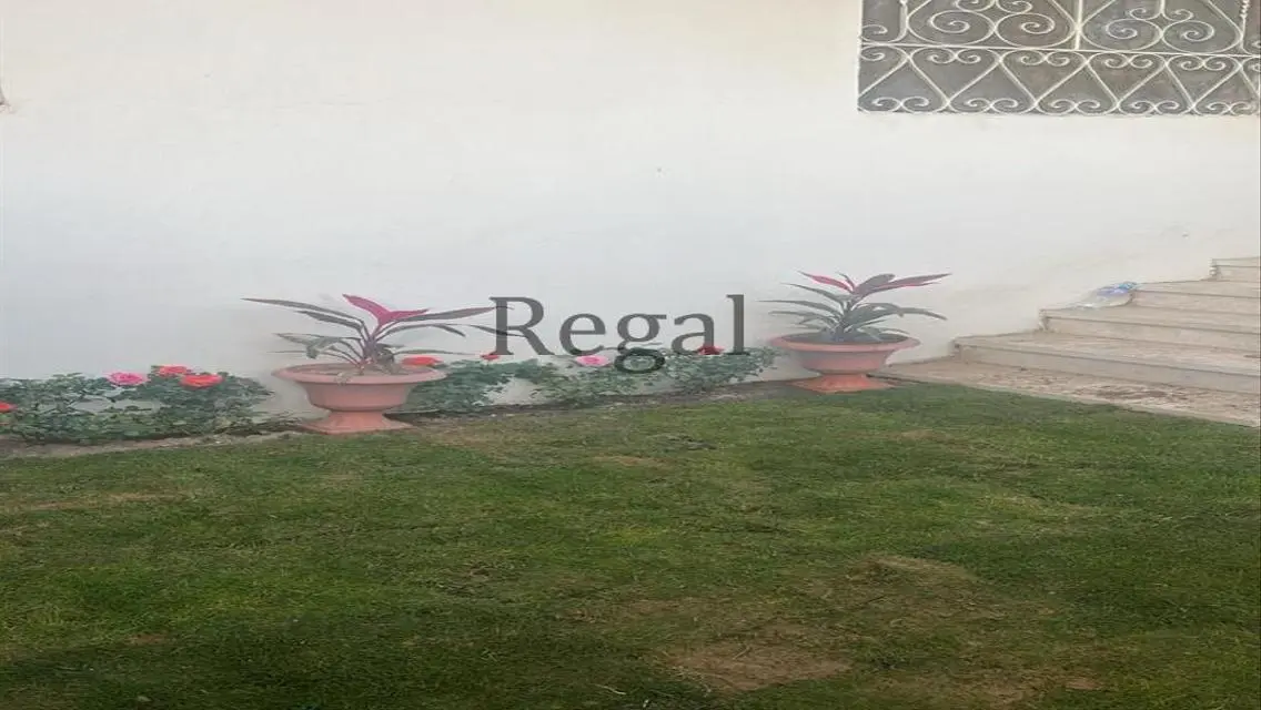 Apartment for Rent - 175 sqm in Sheikh Zayed Compound