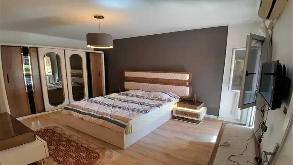 شقة مميزة بحي مركزي