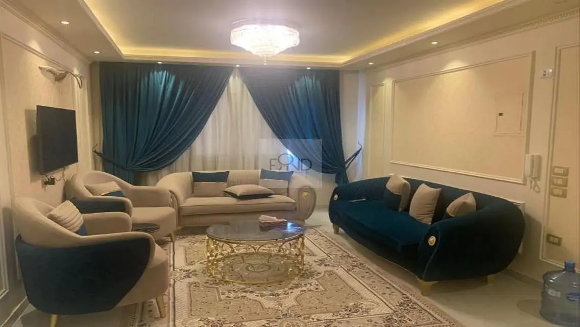 شقة ذات إطلالة جبلية رائعة للبيع
