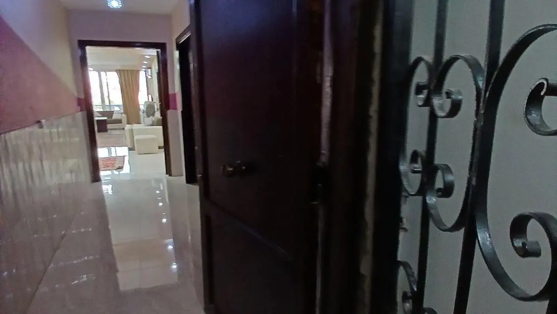 شقة فاخرة للبيع بسعر 15000