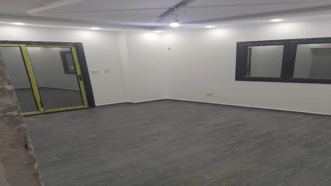 Stunning Apartment with Balcony in 600 Square Meters