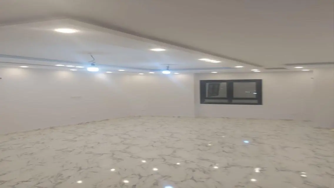 Stunning Apartment with Balcony in 600 Square Meters