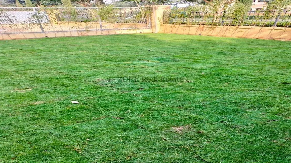Luxury Apartment for Sale in I-Zone