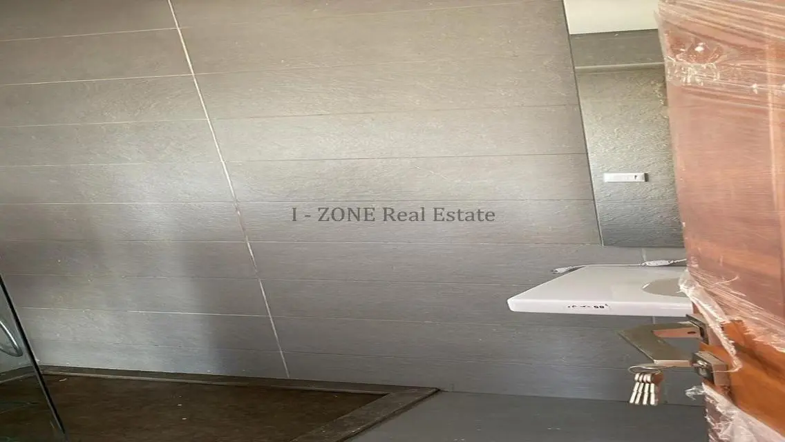 Luxury Apartment for Sale in I-Zone