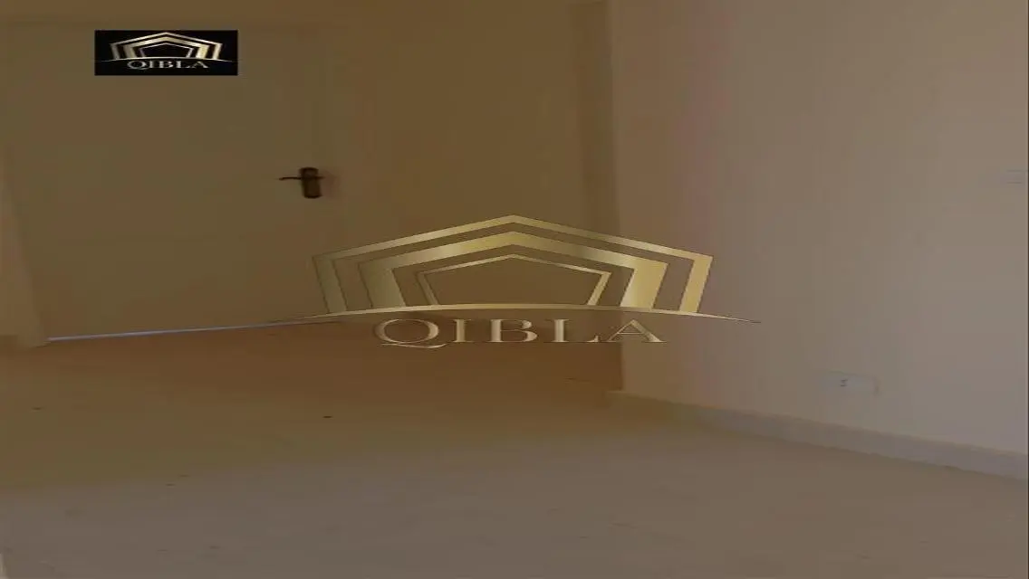 فيلا رائعة في O-WEST بمساحة مريحة بحي مميز
