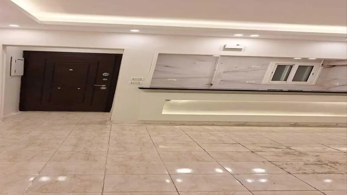 شقة فاخرة للبيع بسعر 5,900,000 جنيه