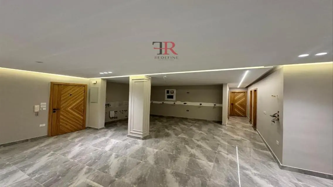 Luxury Apartment for Rent in Beautiful Lakes Area