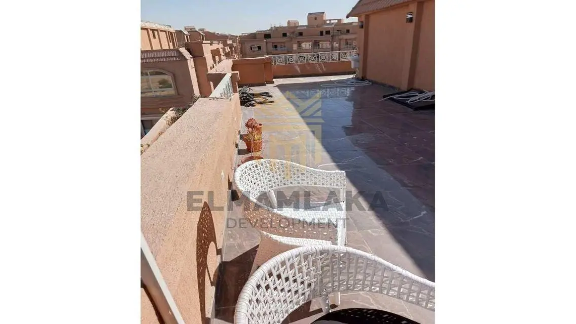 شقة فاخرة للبيع في موقع متميز