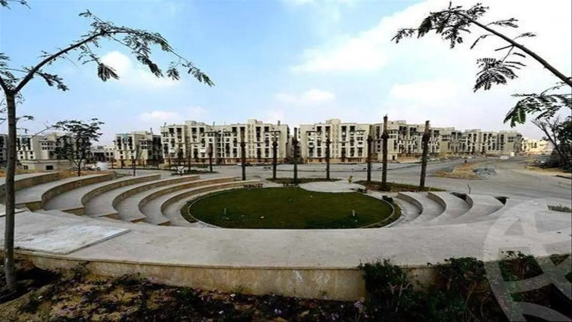 Luxury Apartment for Sale with Study Room