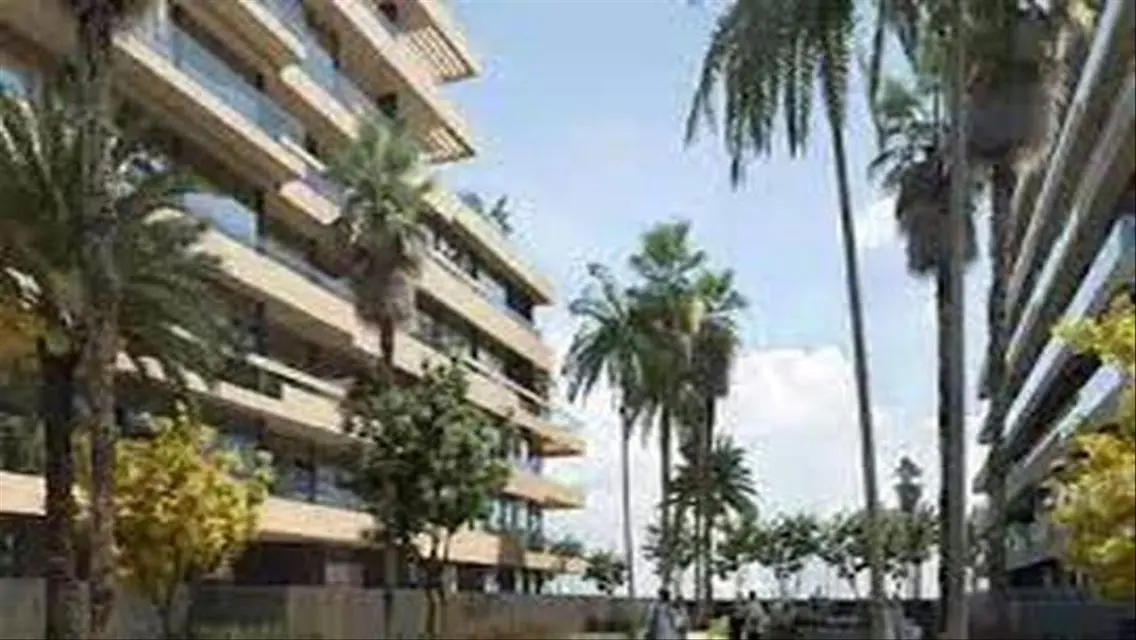 Luxury Apartment for Sale with Study Room