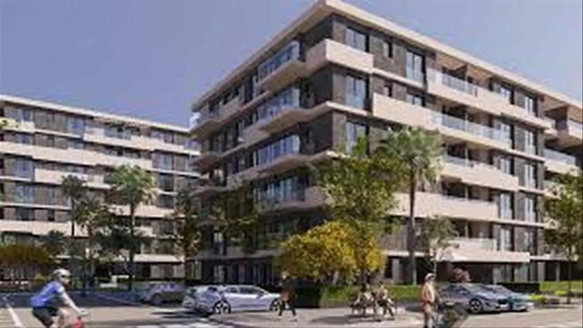 Luxury Apartment for Sale with Study Room