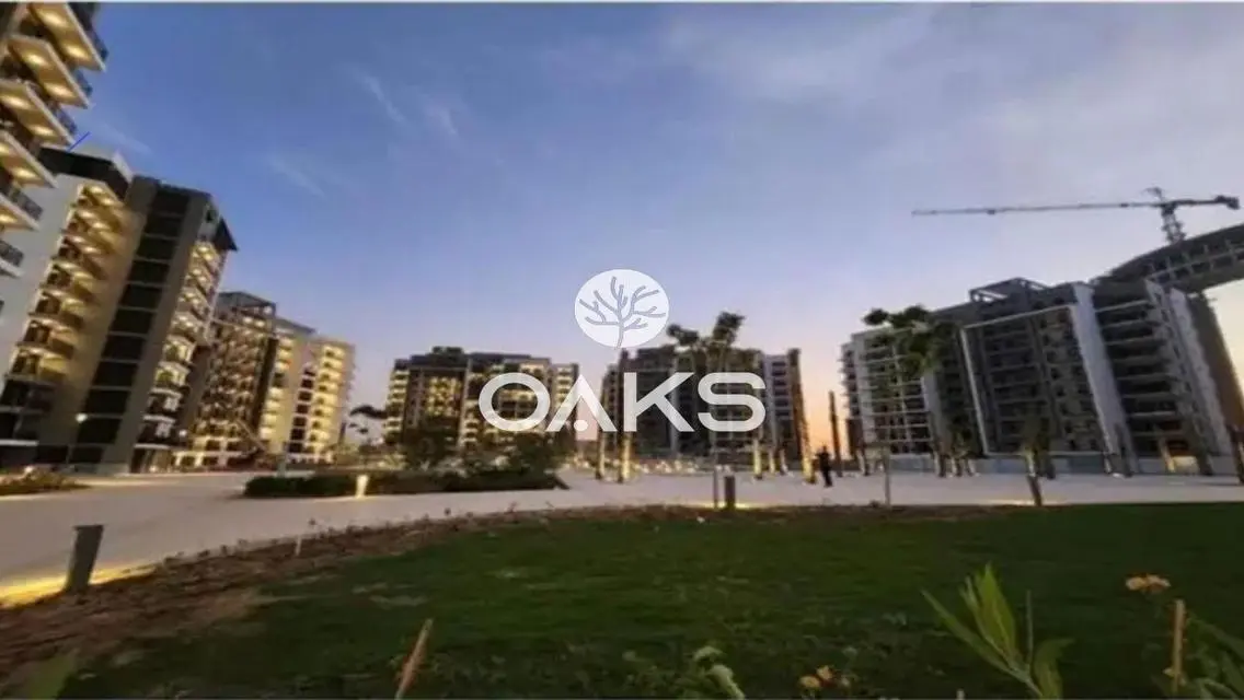 Luxurious Property with Spacious Layout in Prime Location