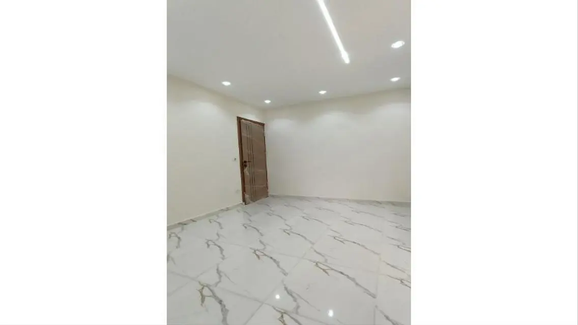Stylish Apartment with 115 sqm and Covered Parking