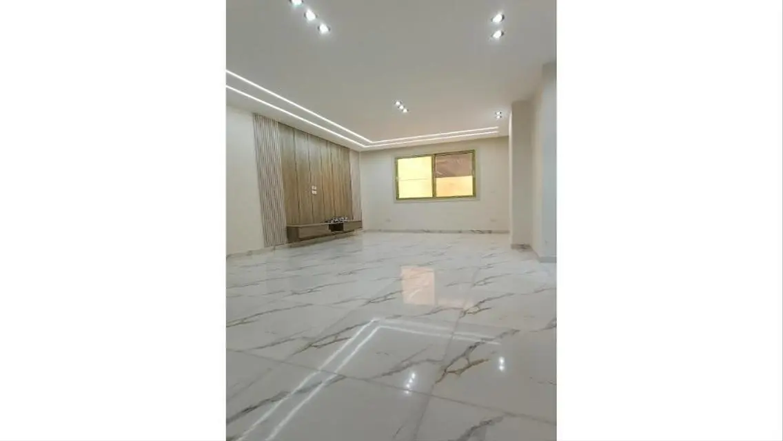 Stylish Apartment with 115 sqm and Covered Parking
