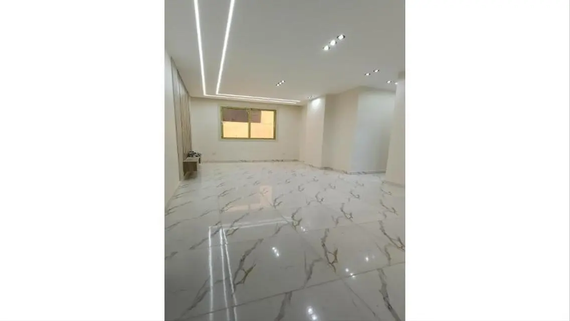 Stylish Apartment with 115 sqm and Covered Parking