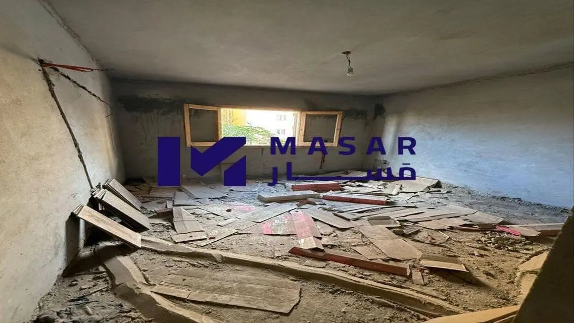 شقة رائعة مع حديقة خاصة للبيع