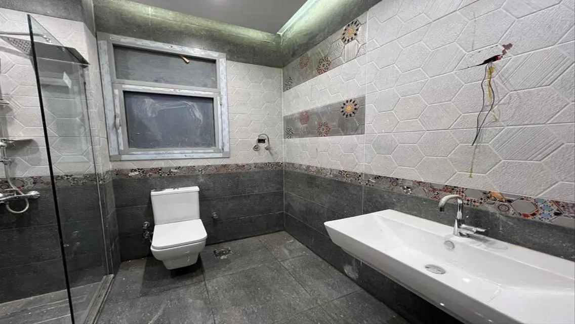 Luxury Apartment for Sale in VgK-211