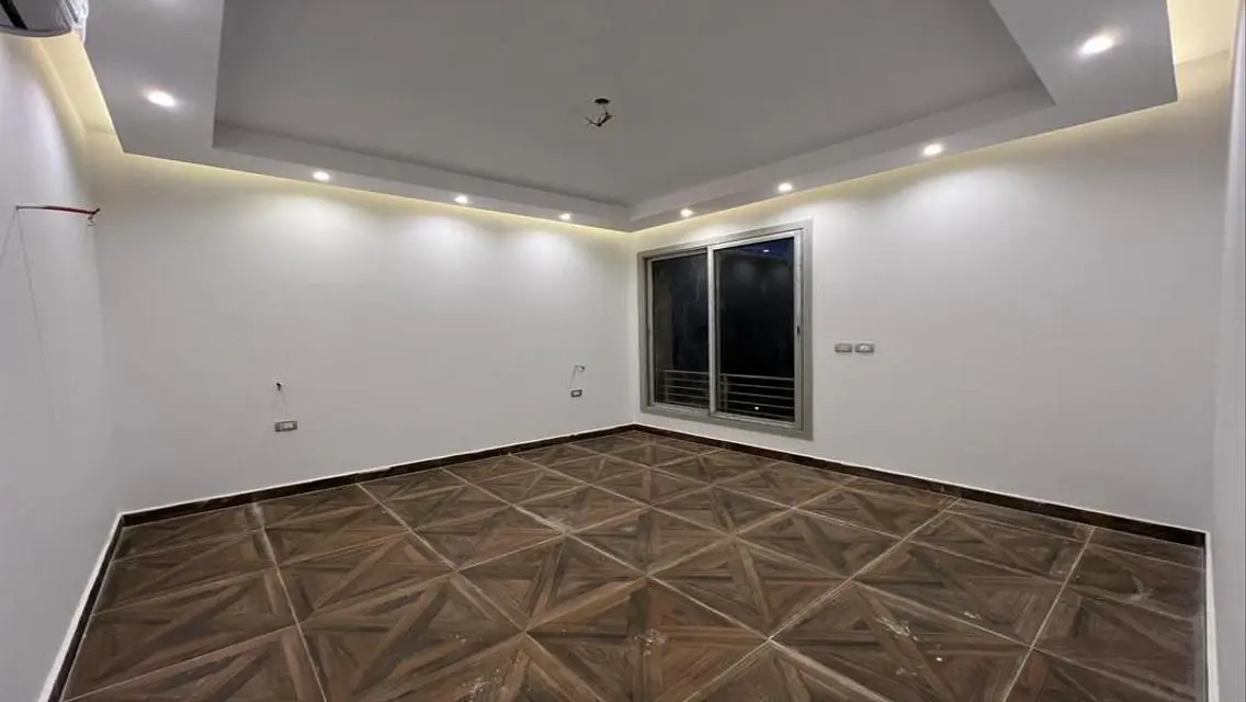 Luxury Apartment for Sale in VgK-211