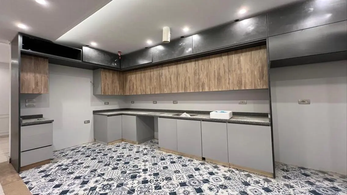 Luxury Apartment for Sale in VgK-211