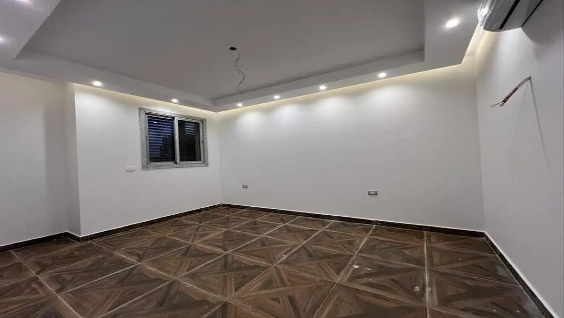 Luxury Apartment for Sale in VgK-211