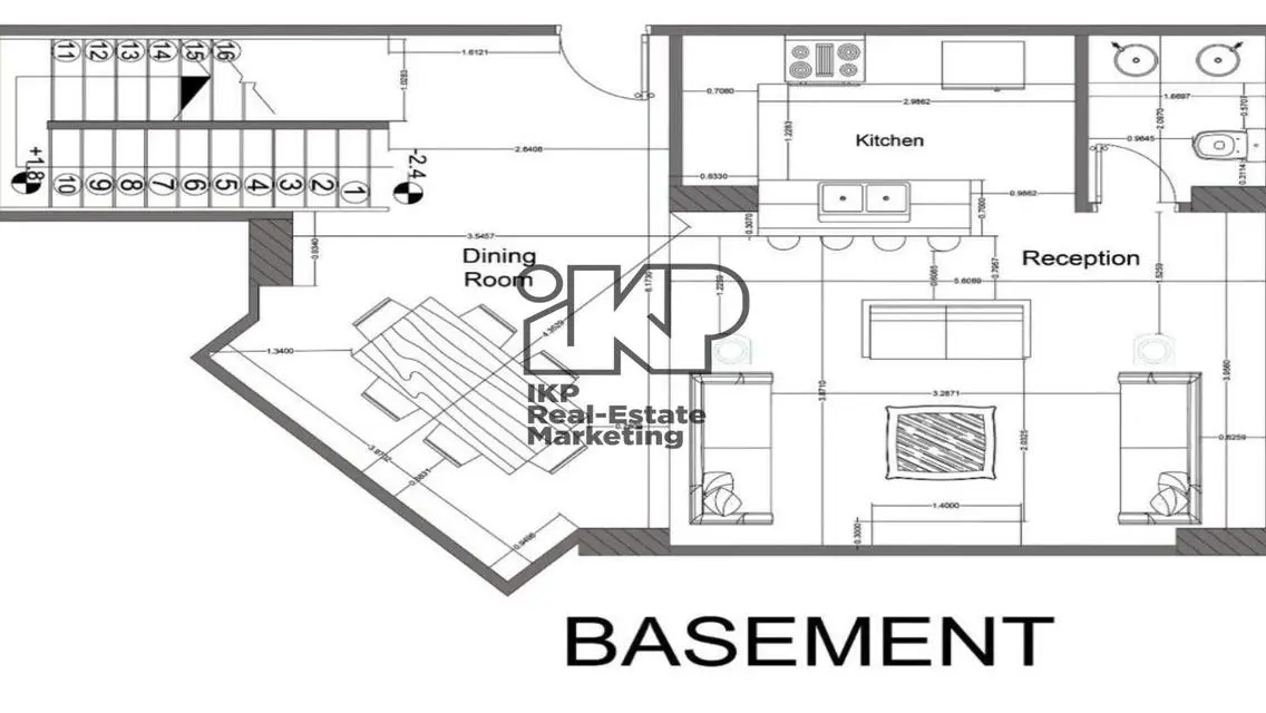 Luxury 3-Bedroom Apartment with Private Garden
