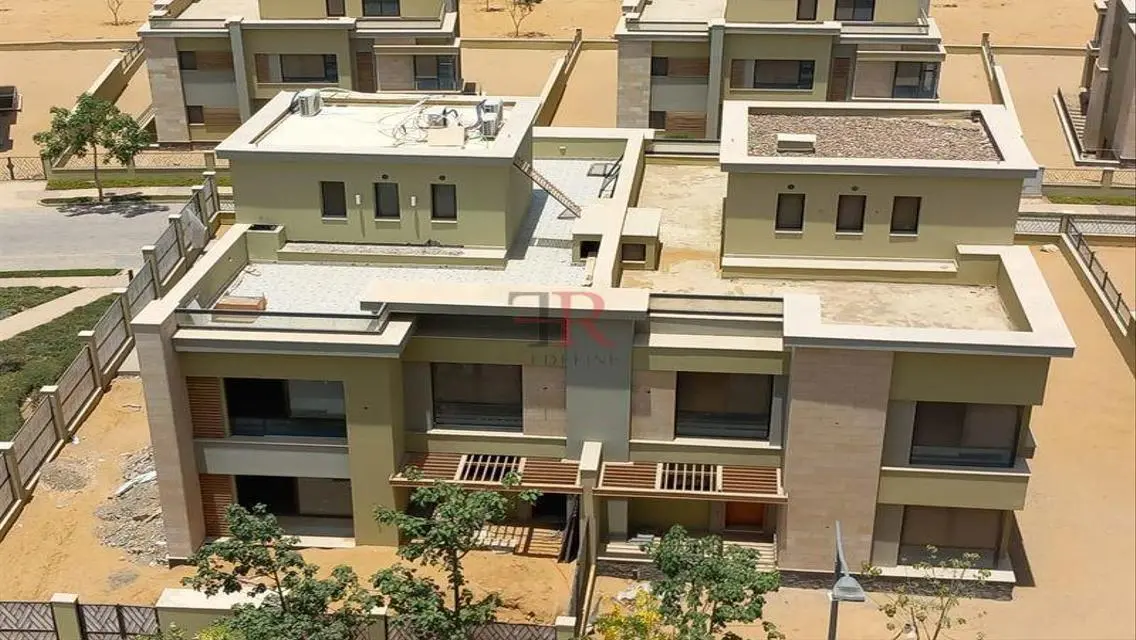 Luxury Apartment for Sale with Landmark View