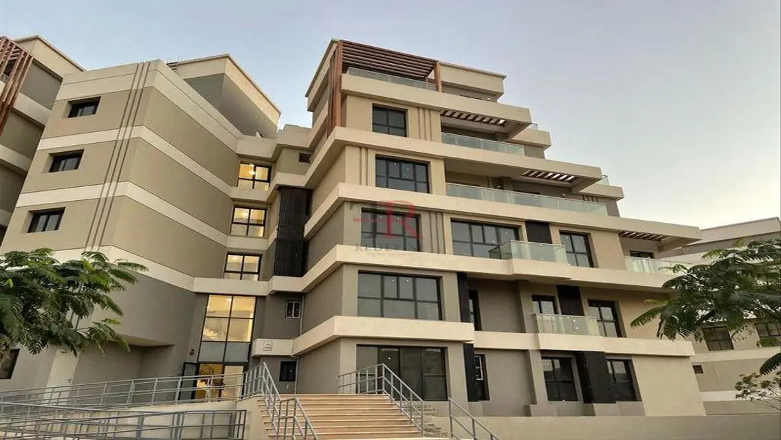 Luxury Apartment for Sale with Landmark View