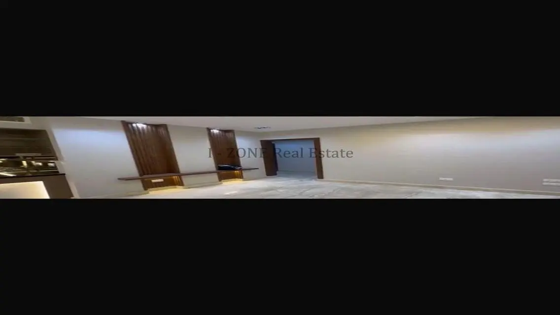 Luxury Apartment in Sky Condos - IZONE